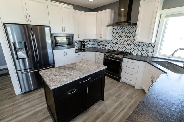 110 Partridge Lane, Hudson, IA 50643