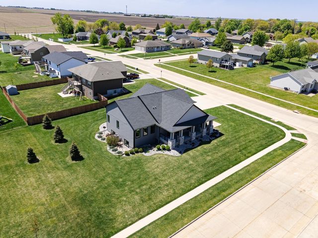 110 Partridge Lane, Hudson, IA 50643