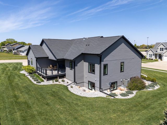 110 Partridge Lane, Hudson, IA 50643