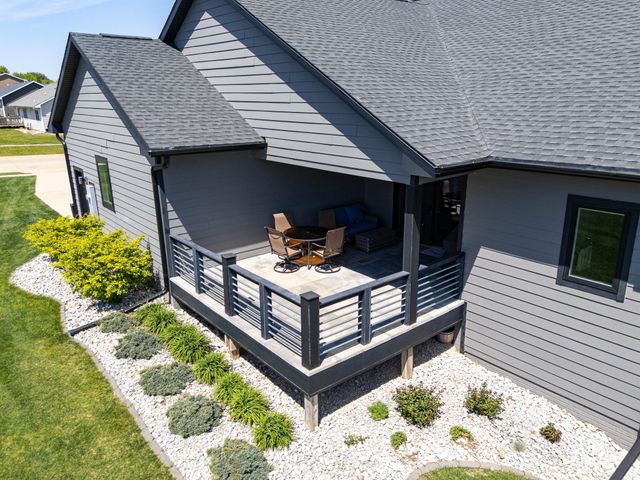 110 Partridge Lane, Hudson, IA 50643
