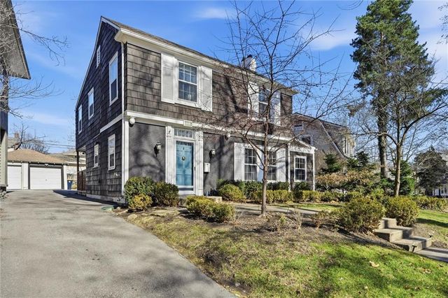 200 W 68th Terrace, Kansas City, MO 64113