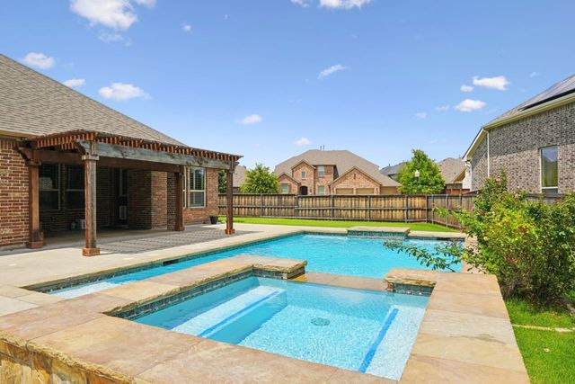 9632 Pickwick Trail, Fort Worth, TX 76131