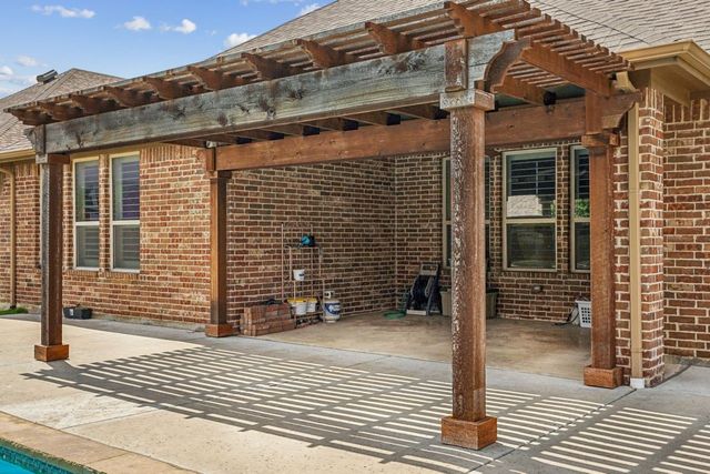 9632 Pickwick Trail, Fort Worth, TX 76131
