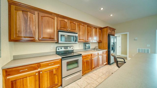 1729 Watercrest Way D, Young Harris, GA 30582
