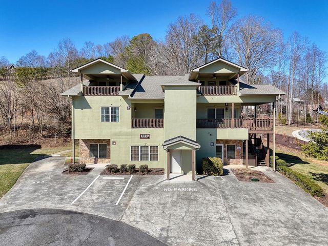 1729 Watercrest Way D, Young Harris, GA 30582