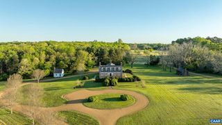 1425 TWIGGS FERRY RD, Hartfield, VA 23071