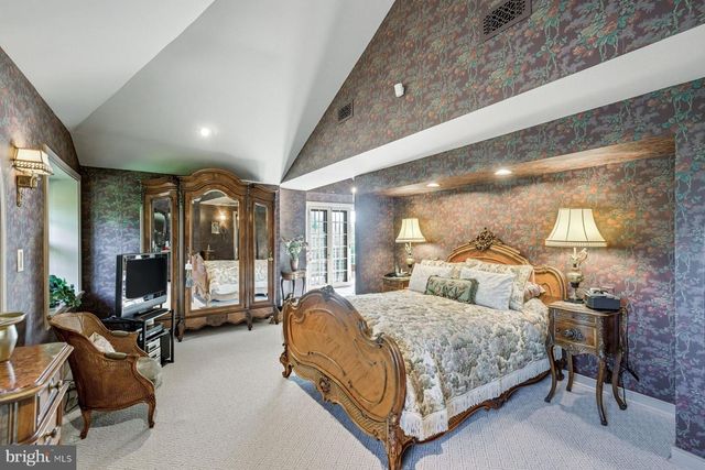 548 - 560 S BRYN MAWR AVE, Bryn Mawr, PA 19010