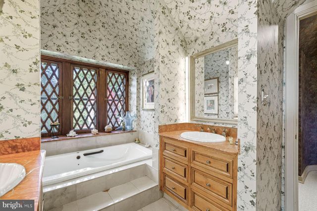 548 - 560 S BRYN MAWR AVE, Bryn Mawr, PA 19010