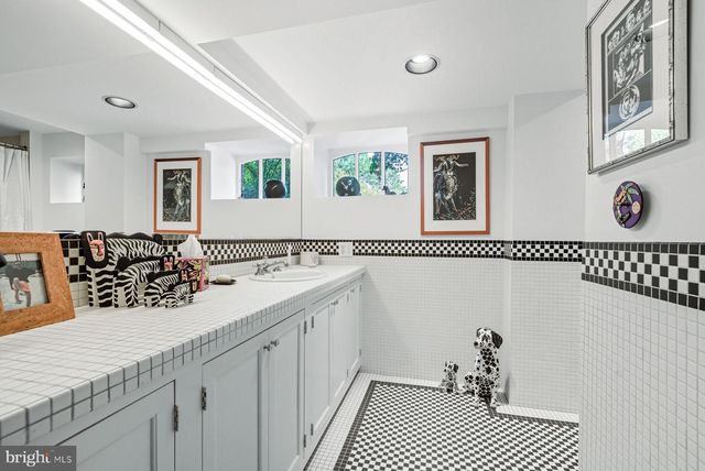 548 - 560 S BRYN MAWR AVE, Bryn Mawr, PA 19010