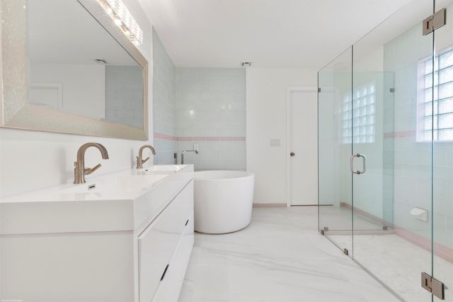 6188 Celadon Circle, Palm Beach Gardens, FL 33418