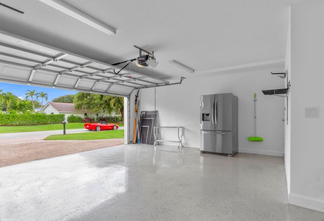 6188 Celadon Circle, Palm Beach Gardens, FL 33418