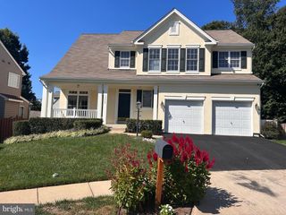 13089 PILGRIMS INN DR, Woodbridge, VA 22193