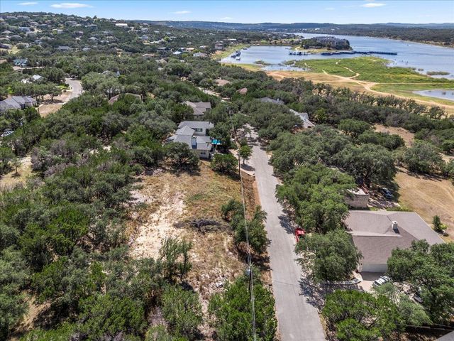 21522 Lakefront DR, Lago Vista, TX 78645