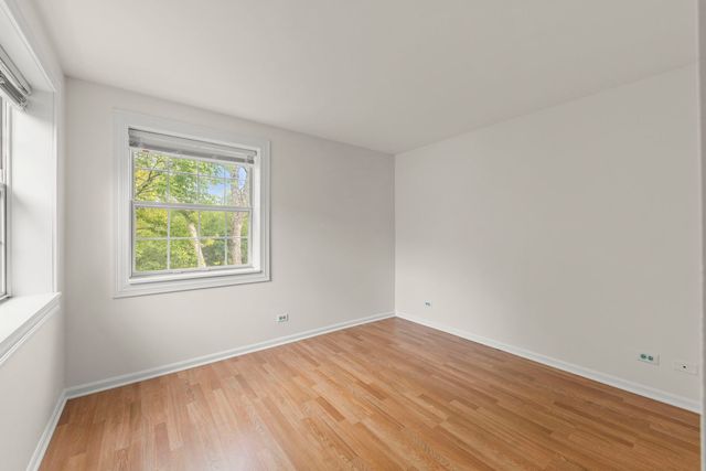 736 N Gary Avenue 207, Carol Stream, IL 60188