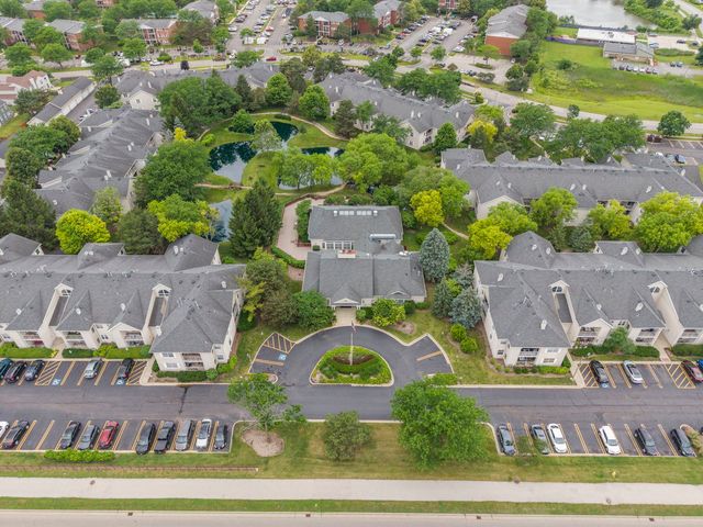 736 N Gary Avenue 207, Carol Stream, IL 60188