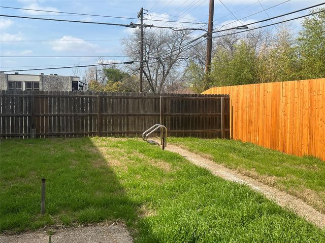 1820 Wooten Park DR 104, Austin, TX 78757