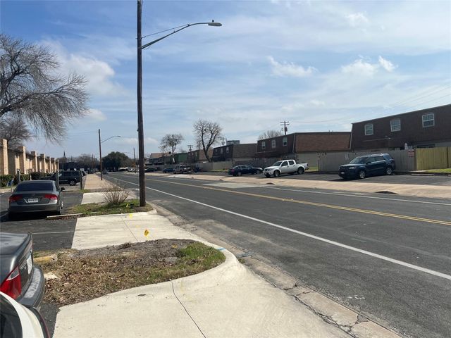 1820 Wooten Park DR 104, Austin, TX 78757