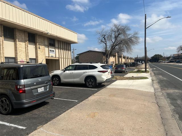 1820 Wooten Park DR 104, Austin, TX 78757