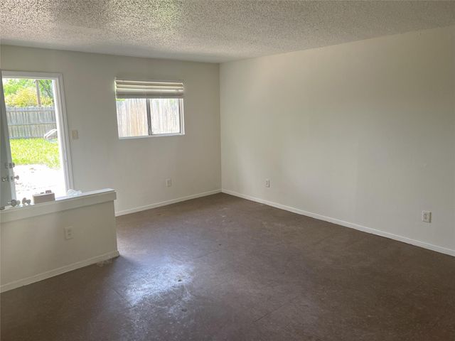 1820 Wooten Park DR 104, Austin, TX 78757