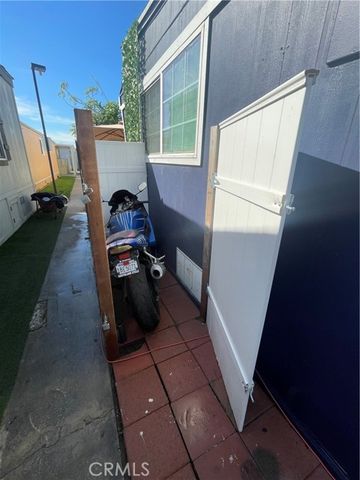 12265 Woodruff Avenue, Downey, CA 90241