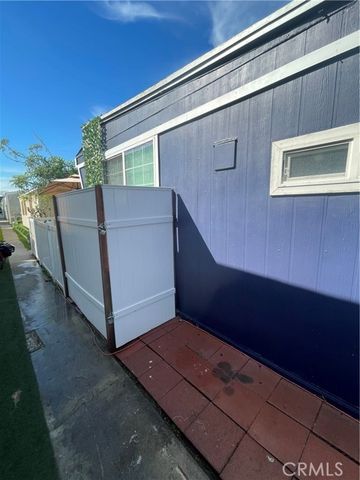 12265 Woodruff Avenue, Downey, CA 90241