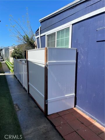 12265 Woodruff Avenue, Downey, CA 90241