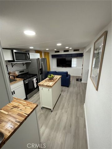 12265 Woodruff Avenue, Downey, CA 90241