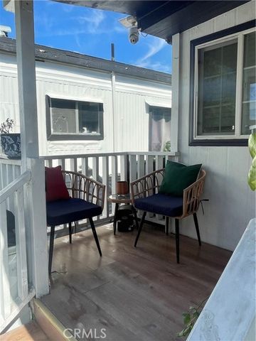 12265 Woodruff Avenue, Downey, CA 90241