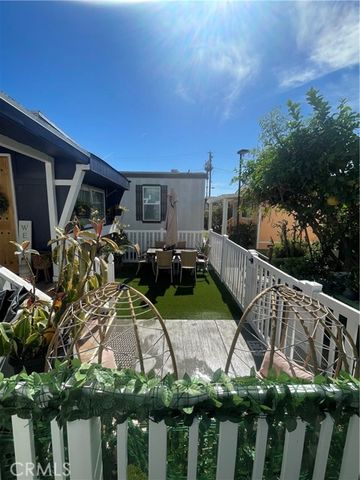 12265 Woodruff Avenue, Downey, CA 90241