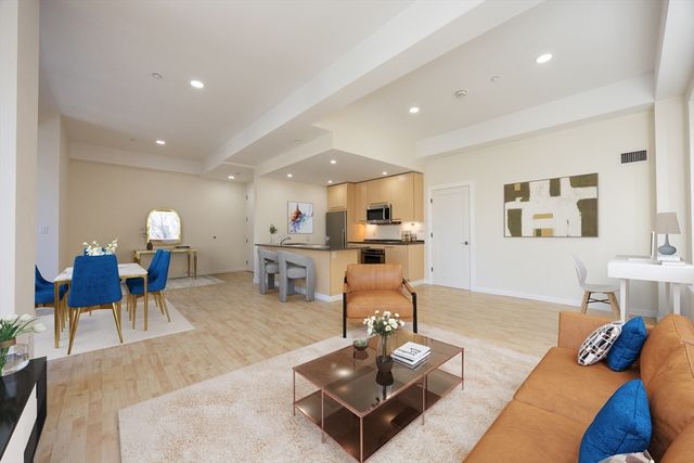 40 Fay Street 302, Boston, MA 02118