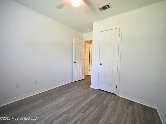 1078 Lilinoe Way, Diamondhead, MS 39525