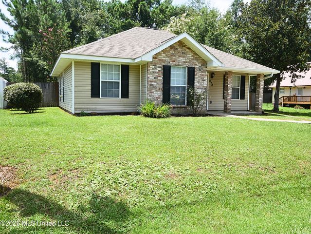 1078 Lilinoe Way, Diamondhead, MS 39525