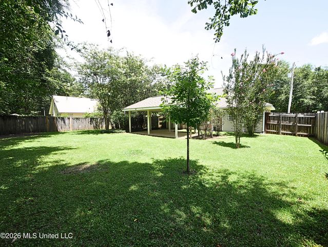 1078 Lilinoe Way, Diamondhead, MS 39525