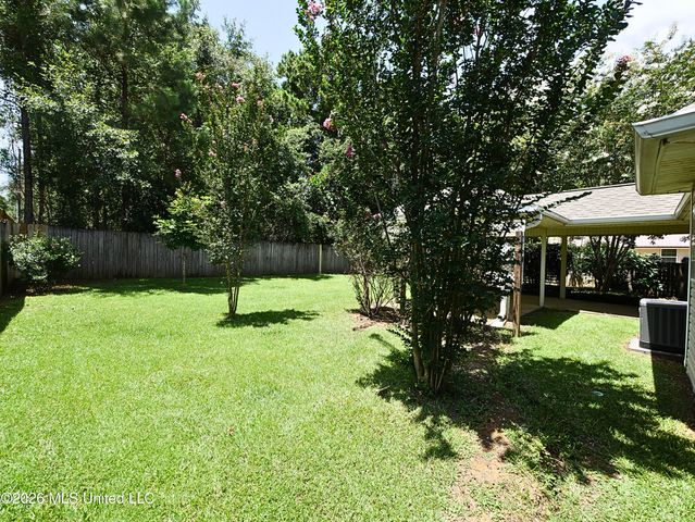 1078 Lilinoe Way, Diamondhead, MS 39525