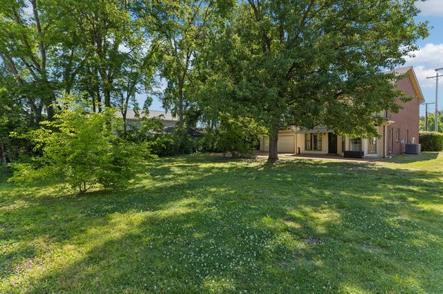 7500 Old Harding Pike, Nashville, TN 37221