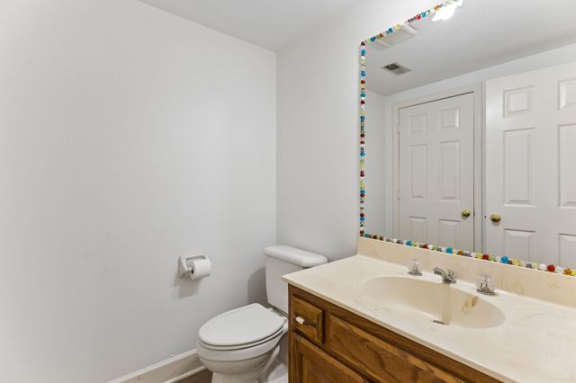 7500 Old Harding Pike, Nashville, TN 37221