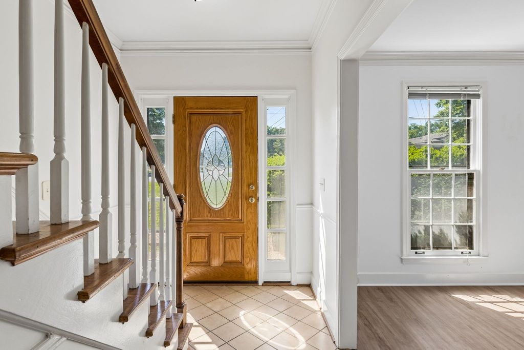 7500 Old Harding Pike, Nashville, TN 37221