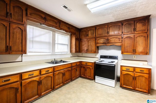 103 CHURCH AVENUE NE, Jacksonville, AL 36265