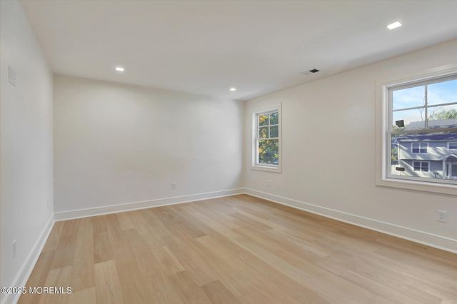 243 Woodcrest Road, Oakhurst, NJ 07755