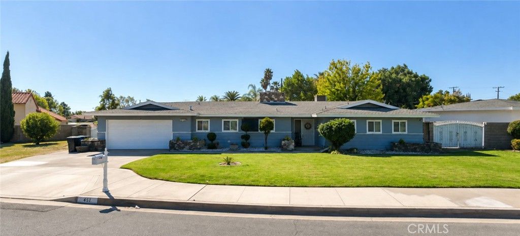 451 E Easton, Rialto, CA 92376