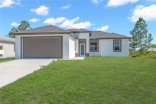 3611 18th ST SW, Lehigh Acres, FL 33976