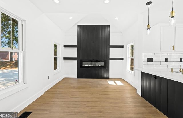 525 Medlock Road, Decatur, GA 30030
