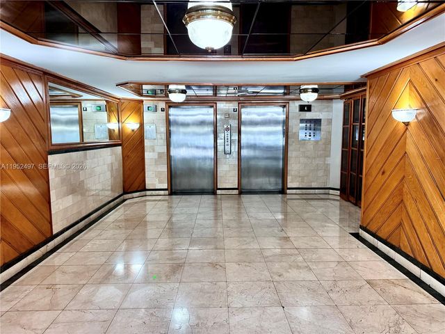 2401 Collins Ave 509, Miami Beach, FL 33140