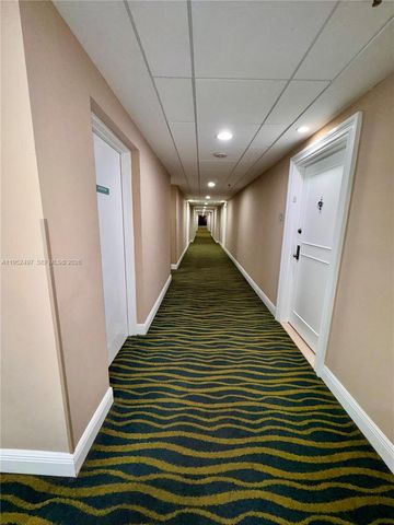 2401 Collins Ave 509, Miami Beach, FL 33140