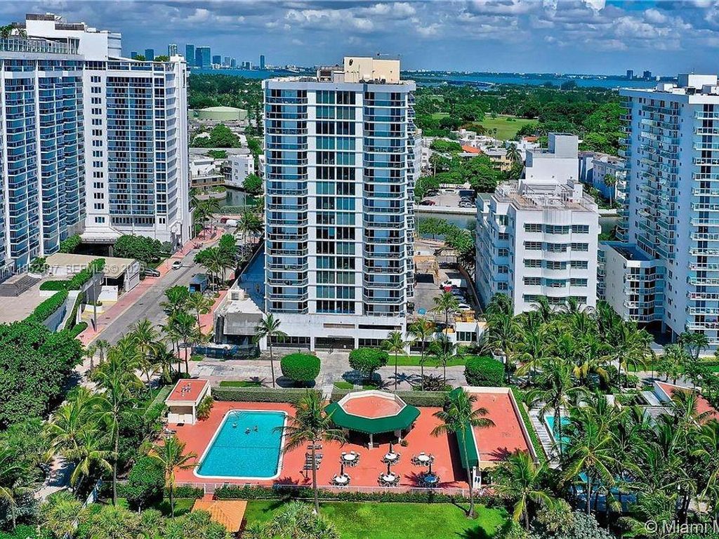 2401 Collins Ave 509, Miami Beach, FL 33140