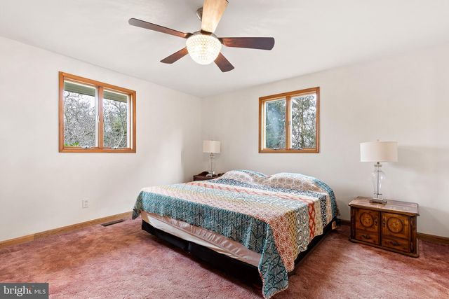 520 CHESTNUT LN, Townsend, DE 19734