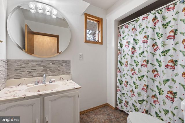 520 CHESTNUT LN, Townsend, DE 19734