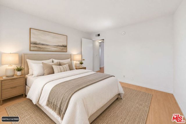 158 N Normandie Avenue 102, Los Angeles, CA 90004