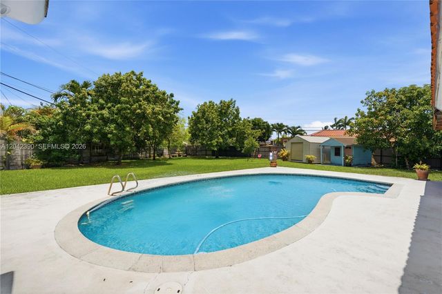 8197 W 14th Ct, Hialeah, FL 33014