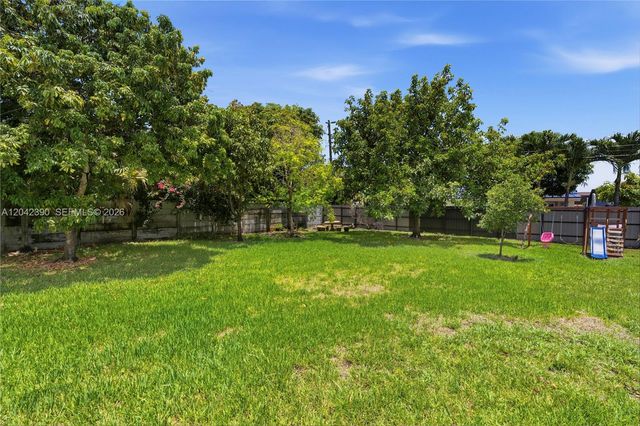 8197 W 14th Ct, Hialeah, FL 33014